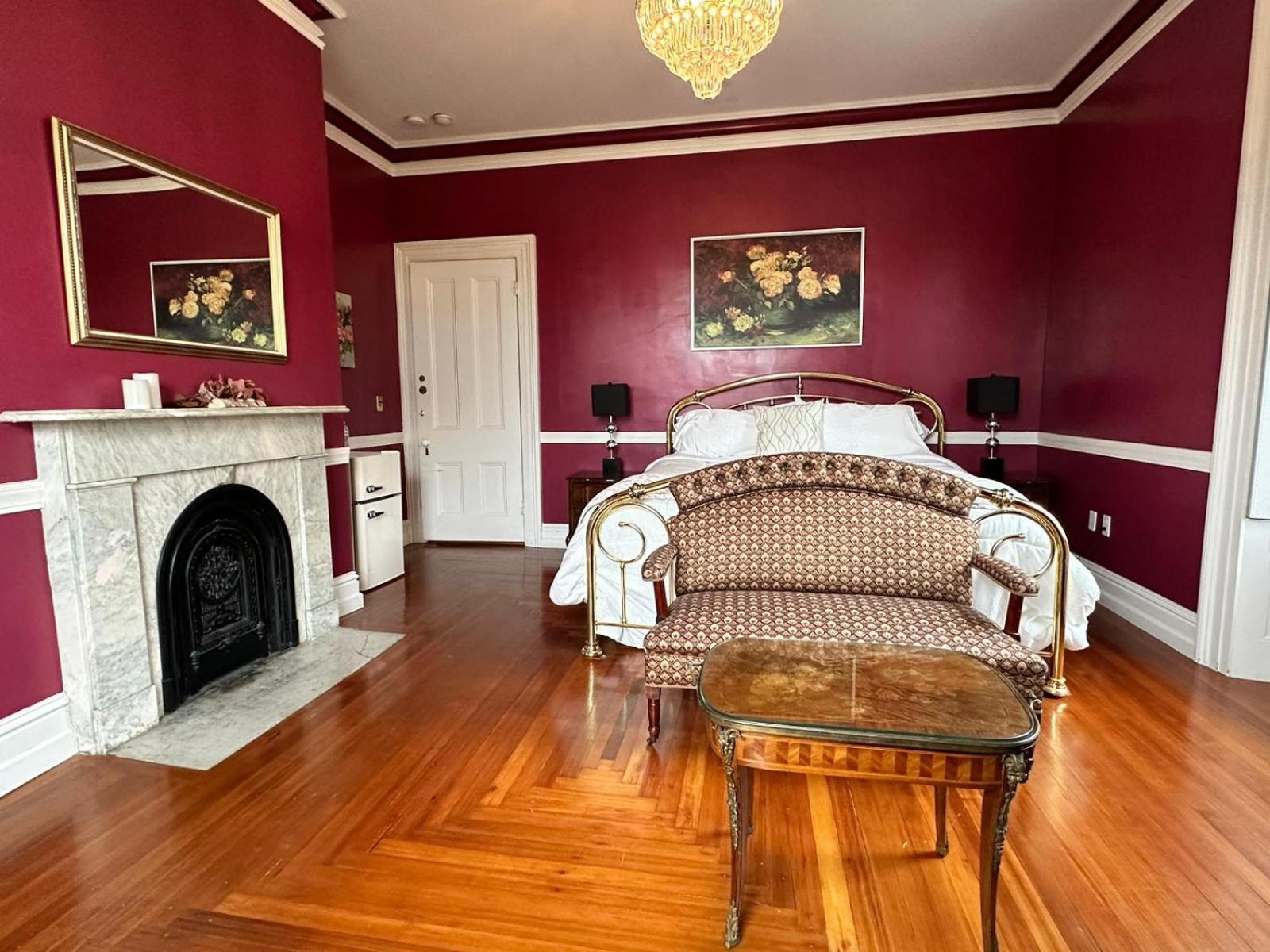 Отель The Hamilton Hoppin House Мидлтаун Экстерьер фото