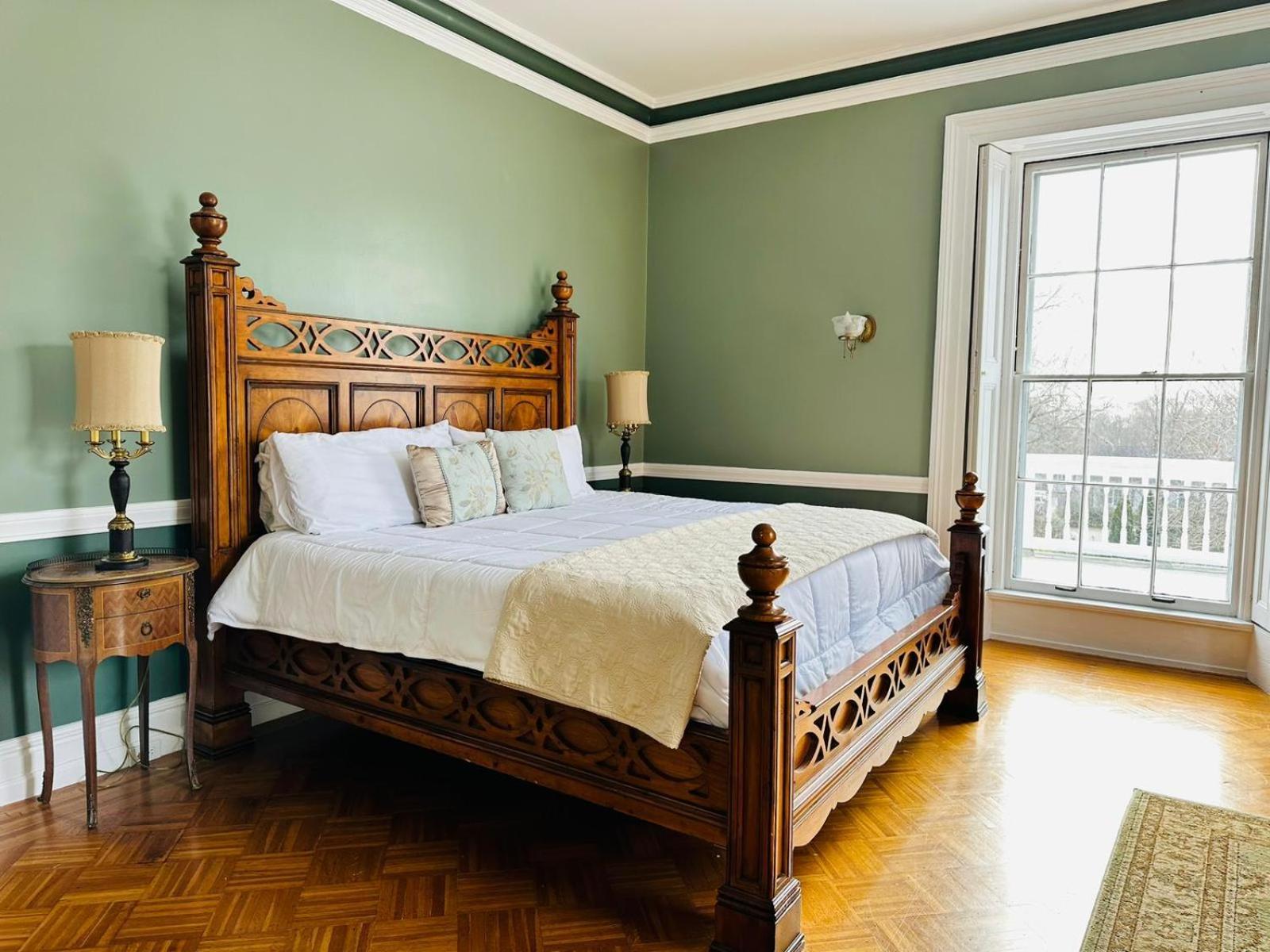 Отель The Hamilton Hoppin House Мидлтаун Экстерьер фото